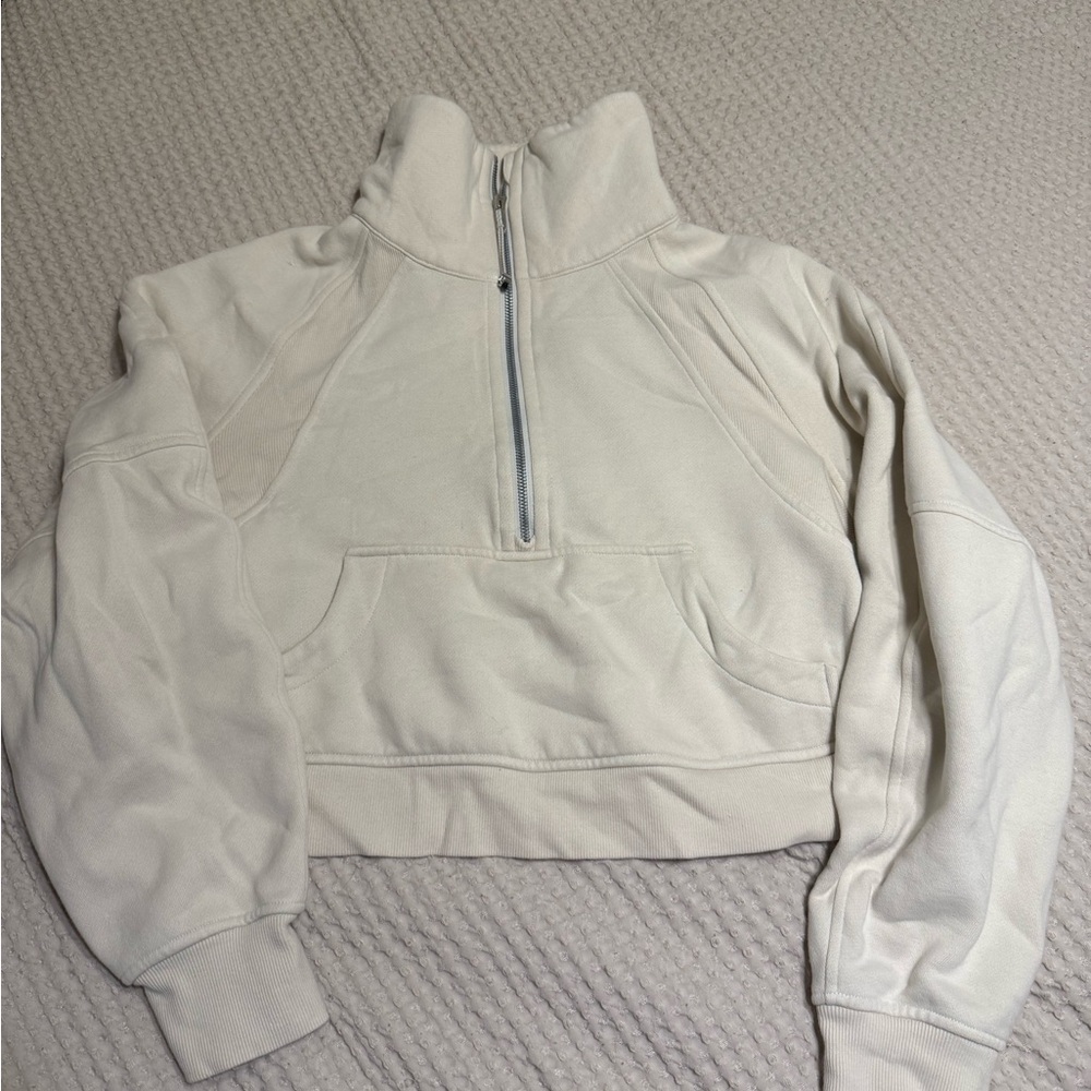 Lululemon cream funnel neck scuba
